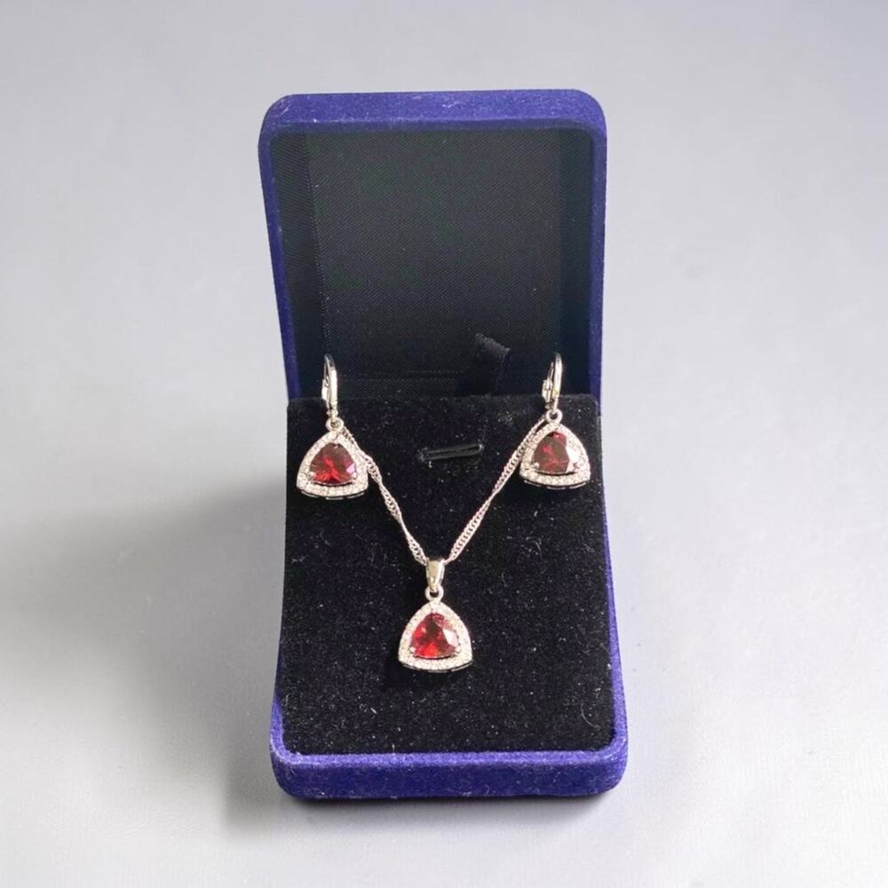 Red Crystal Triangle Necklace & Earrings Set Silver Tone Rhinestone Jewelry